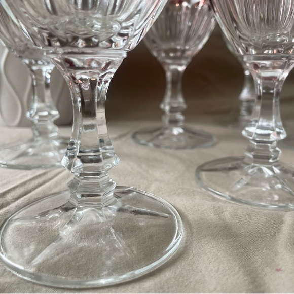 6  Pressed Glass Thumbprint Cordial Glasses Cranberry Band Gold Design - Picture 10 of 15